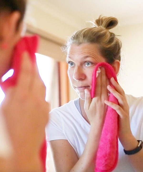 Alternative view of THE MISFITS - Microfibre Makeup Removal Cloths